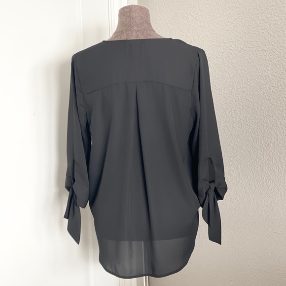 🖤 WEST KEI Allan Surplice Tie Sleeve High Low Blouse Black M - Picture 3 of 8
